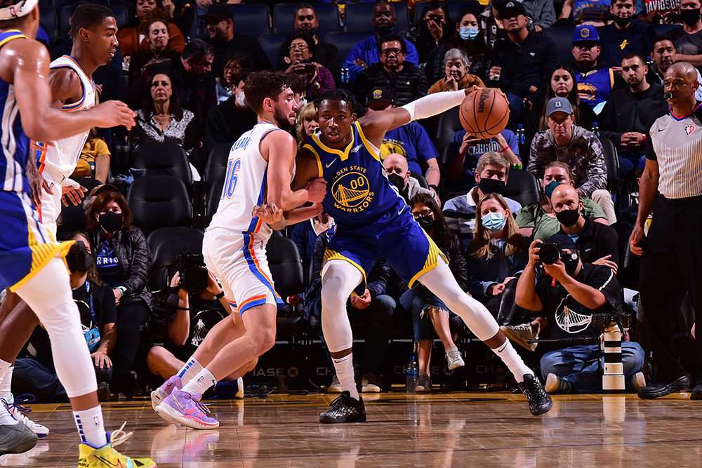 斯图加特训练开放日，加时末段复出首秀引欢呼，NBA总决赛在即，资深球员宣示担当的简单介绍